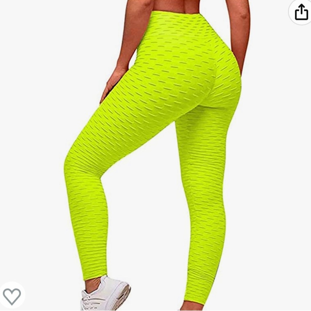 textured workout leggings